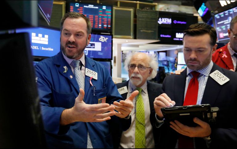 La bajada de los precios del petróleo se ha interpretado como un síntoma de la desaceleración del crecimiento económico mundial. AP / R. Drew