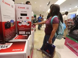 Las compras en línea son cada vez más recurrentes, por lo que es importante estar alerta para realizar transacciones seguras. EL INFORMADOR/ARCHIVO