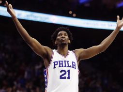 El equipo de Joel Embiid salé airoso ante los Charlotte Hornets