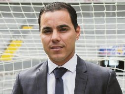 Omar Bravo anunció su retiro cobijado por su familia, sus amigos y ex entrenadores. El Estadio Jalisco fue la sede donde el mochiteco dio rienda suelta a sus emociones. EL INFORMADOR / E. Barrera