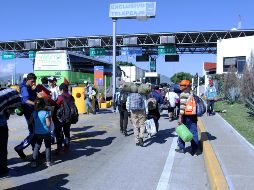 Migrantes buscan por sus propios medios llegar a su siguiente destino, Nayarit. NTX / F. García