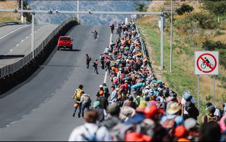 El último grupo de migrantes salió rumbo a Nayarit; el Auditorio Benito Juárez quedó desalojado a las 14:33 horas de ayer. EL INFORMADOR/G. Gallo