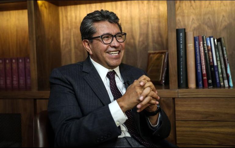 Monreal señaló a los bancos de ser 