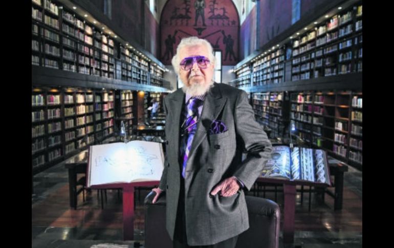 El autor de “Amo y señor de mis palabras” pasó a repasar sus obras completas, que incluyen menos libros que enfermedades. EL INFORMADOR / ARCHIVO