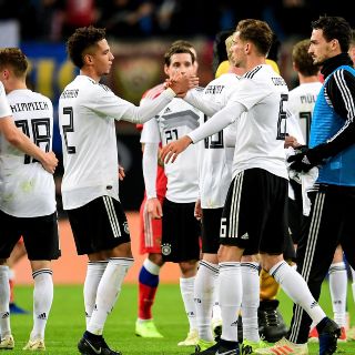 Alemania muestra síntomas de recuperación y golea a Rusia