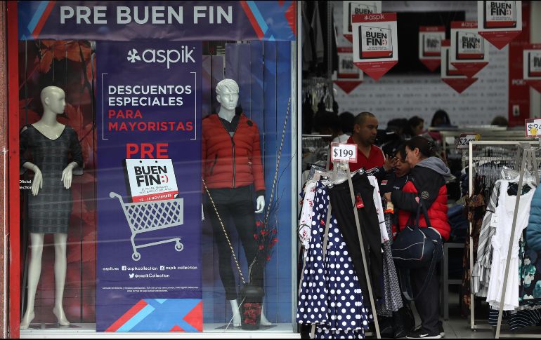 Los productos que más se compraron en 2017 fueron ropa, pantallas, calzado, celulares y equipos de cómputo. SUN/V. Rosas