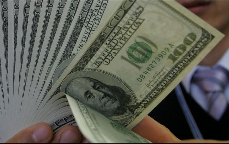 Banxico fijó el tipo de cambio en 21.1550 pesos.