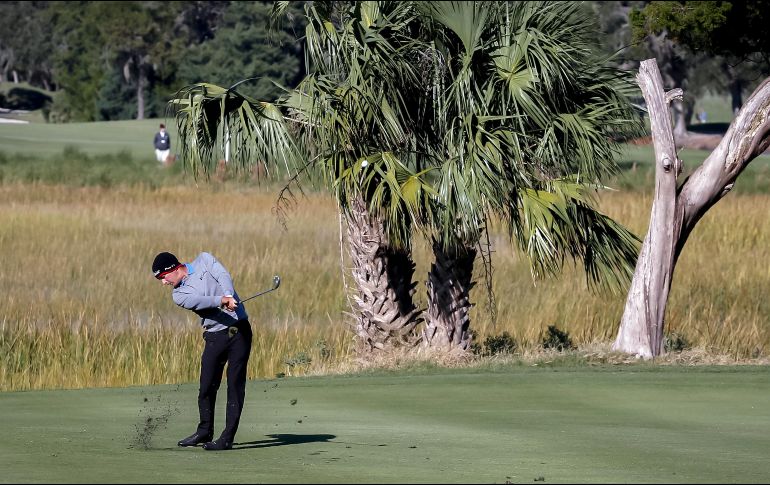 Charles Howell III se mantiene como líder después de dos rondas disputadas. AP/S. Morton