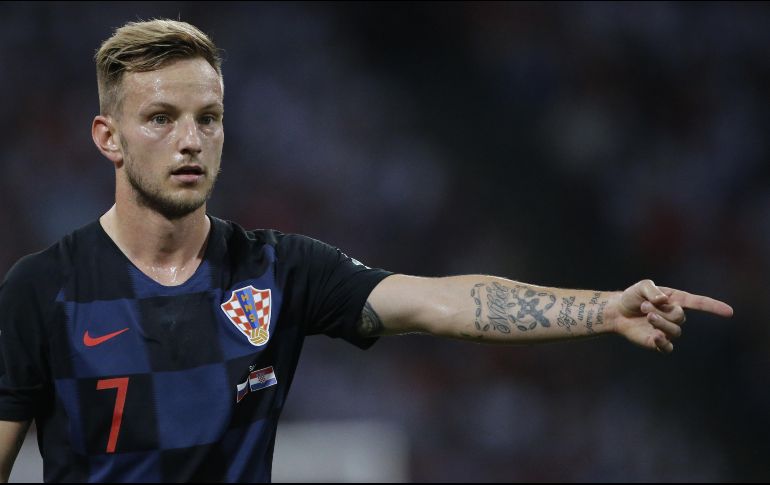 Tras las pruebas realizadas, se dijo que la disponibilidad de Rakitic dependerá de la evolución a lo largo de los días. MEXSPORT / ARCHIVO