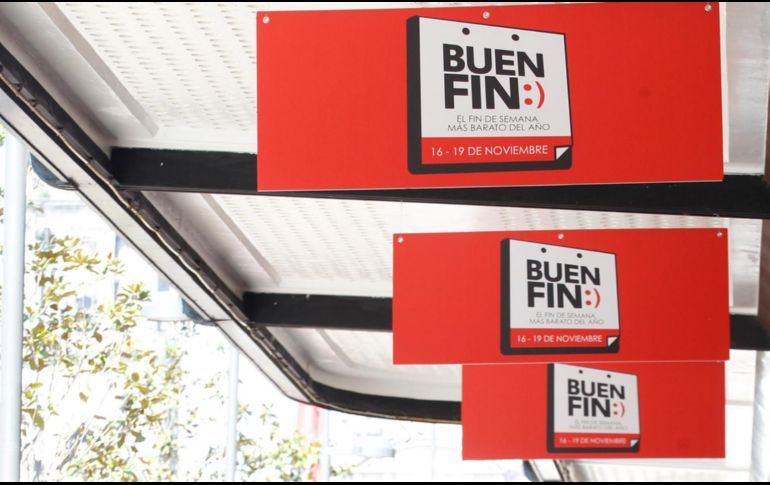 Verifica los precios, fija un presupuesto, haz una lista de cosas a adquirir, evita compras compulsivas, pregunta por promociones y anticipa las compras de regalos navideños. NTX / O. Ramírez