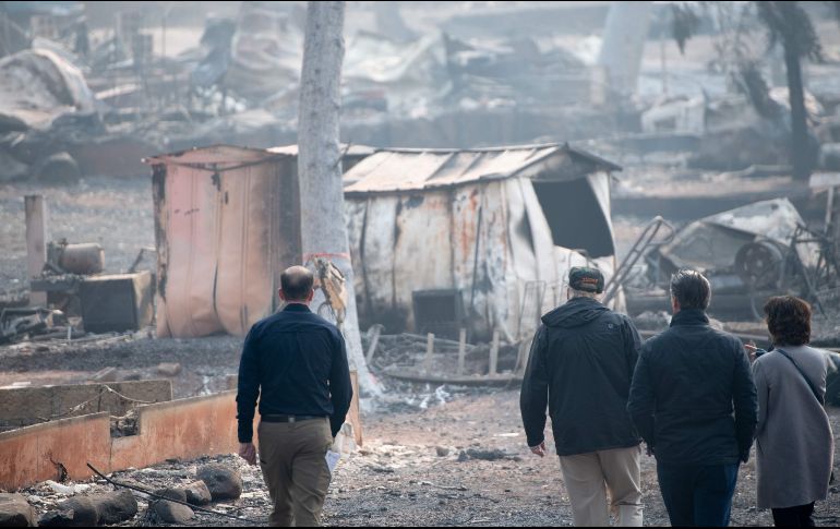El demócrata Gavin Newsom, gobernador electo de California, y Donald Trump, recorrieron las áreas dañadas. AFP/S. Loeb