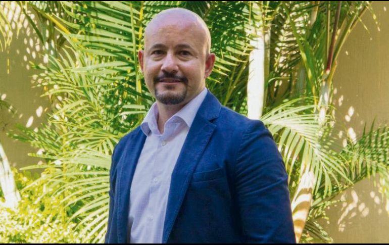 Javier Zepeda, director de BIOS Instala, señala que además de formar a los consultores desde cero, trabajan para conectarlos con potenciales clientes. ESPECIAL