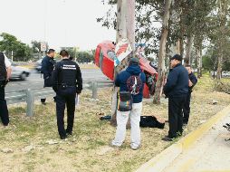 Los expertos recomiendan el uso del cinturón de seguridad para no salir disparados del vehículo cuando ocurra un accidente. EL INFORMADOR/Archivo