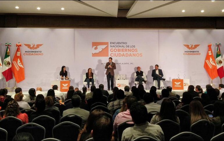 Castañeda sostuvo que, a diferencia de otros partidos, Movimiento Ciudadano es una expresión abierta donde no se obliga a nadie a filiarse. TWITTER / @ClementeCH