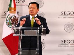 Miguel Ángel Osorio Chong consideró que los asesinatos de policías no se remediarán con una Guardia Nacional. SUN/ARCHIVO