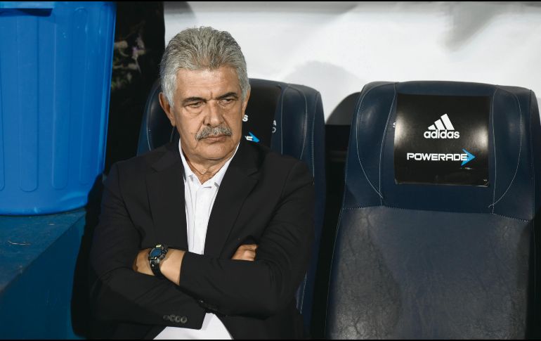 Ricardo Ferretti ilustra su molestia y frustración por la derrota ante Argentina, pero sobre todo la forma como volvió a caer el equipo nacional, que no se pudo plantar con peligro en el área pampera. EFE