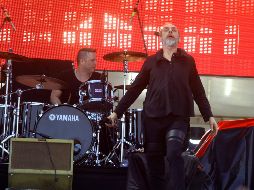 Peter Murphy durante su presentación en el Roxy Fest. EL INFORMADOR / H. Navarro.
