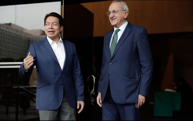 Jesús Seade Kuri (d) aclaró que el tratado sólo puede caerse si alguna de las partes se niega a negociar. SUN/ARCHIVO