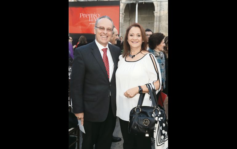 José Medina Mora y Cecilia de León.
