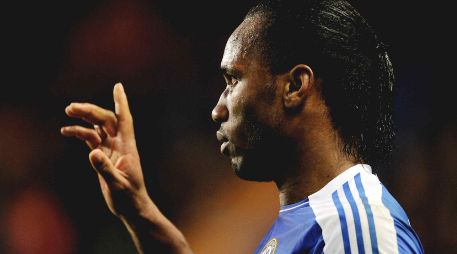 Drogba consiguió 14 trofeos con el Chelsea, incluyendo una Champions League y cuatro ligas. MEXSPORT / ARCHIVO