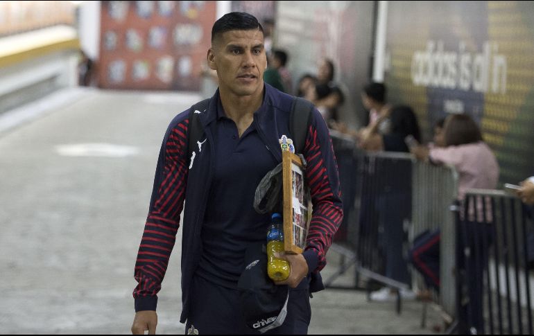 ''Todos sabemos que se acerca la hora de hacernos a un lado. Si Chivas dice ahí muere, pues ahí muere'', dijo en la premier de ''Chivas La Película''. MEXSPORT / ARCHIVO