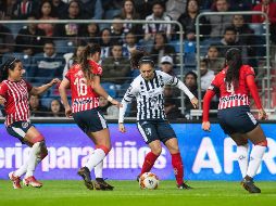 El cuadro jalisciense buscó dominar el medio campo, pero se enfrentó a unas locales bien ubicadas dentro del terreno de juego. MEXSPORT/J. Martínez