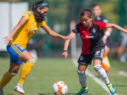 Las tapatías lograron reducir la distancia en el marcador con un tanto en los últimos minutos del partido.  TWITTER/@AtlasFCFemenil