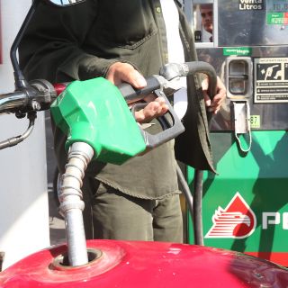 Hacienda quita estímulos fiscales a gasolina Magna y Premium