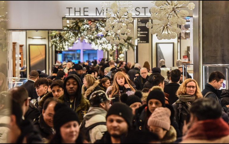 La de este viernes será la jornada más intensa del periodo de ventas con motivo de las fiestas decembrinas. AFP/S. Keith