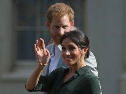 La pareja, que contrajo nupcias en mayo pasado en el Castillo de Windsor, espera a su primer bebé en la primavera de 2019. AFP / ARCHIVO