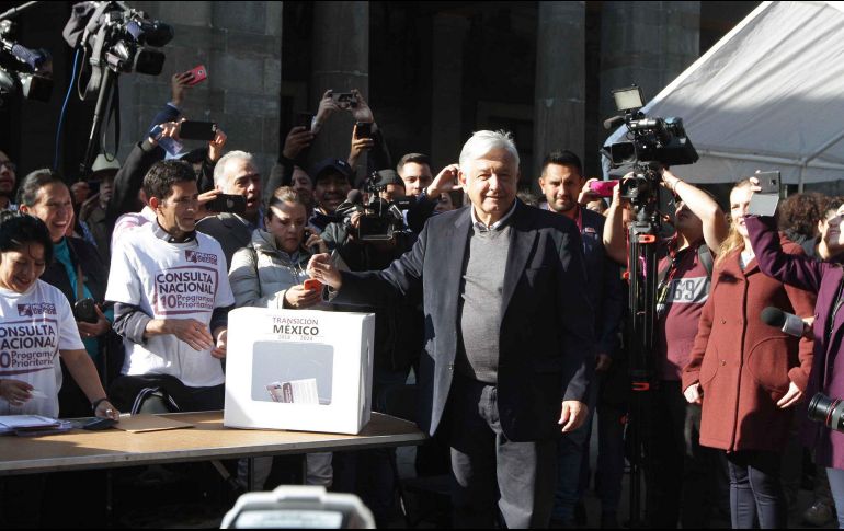 La segunda consulta ciudadana está dedicada a los programas prioritarios que se impulsarán en el gobierno del tabasqueño. NTX / G. Durán