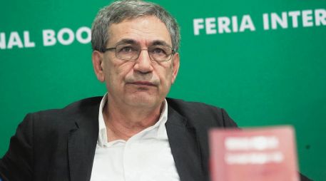 Orhan Pamuk. El autor llega a la FIL para presentar “La mujer del pelo rojo”.