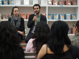 Esta obra independiente incluye una apuesta por una estética más allá de las palabras. De forma indirecta los asistentes a la presentación se encontraron frente a ciertas interrogantes. ESPECIAL