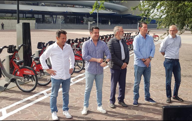 El gobernador destacó que Mi Bici superó los siete millones de viajes. EL INFORMADOR / R. Rivas