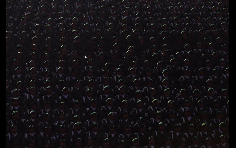 Vista de asistentes durante el mensaje que el Presidente electo de México, Andrés Manuel López Obrador, ofrece a las Fuerzas Armadas en Ciudad de México. EFE/S. Gutiérrez