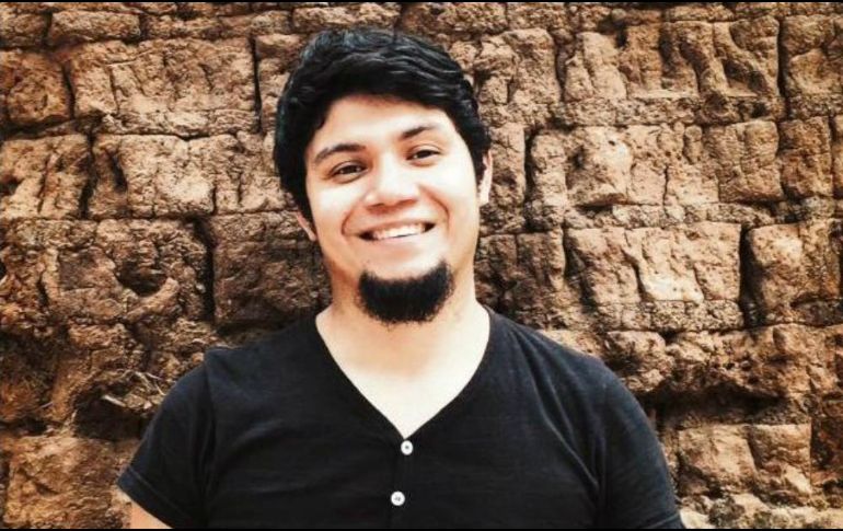 Llega a la FIL para participar en un encuentro entre autores consagrados y nuevas plumas de su país. CORTESÍA