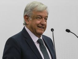 El presidente electo, Andrés Manuel López Obrador, se reúne esta tarde con maestros cercanos a la ex dirigente magisterial, Elba Esther Gordillo. NTX / J. Espinosa