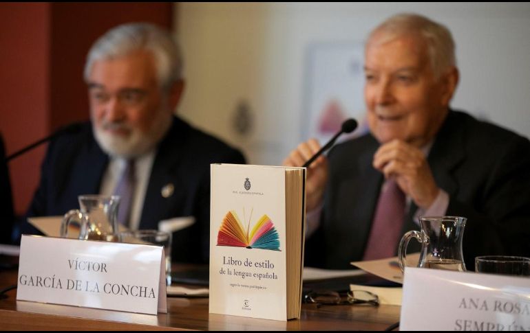 En este campo se analiza el uso de los emoticonos, neologismos, préstamos y extranjerismos y estudia el correcto uso de la lengua en el correo electrónico, las páginas web, el periodismo digital y mensajes instantáneos. TWITTER/ @ASALEinforma