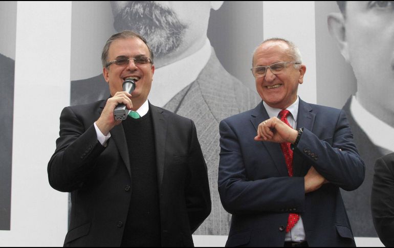 Jesús Seade (d) formó parte del equipo para la negociación del Tratado de Libre Comercio. NTX/G. Durán