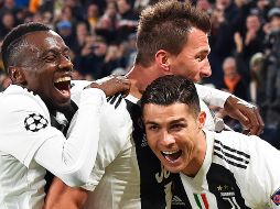 Matuidi (I), Mandzukic (C) y Cristiano (D) celebran el único tanto del partido. AP/A. Di Marco