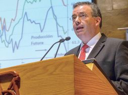 Alejandro Díaz de León, gobernador del Banco de México, dijo que hay una mayor incertidumbre sobre el entorno externo e interno. BLOOMBERG