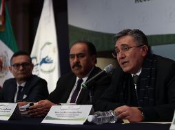Luis Raúl González Pérez, presidente de la Comisión Nacional de los Derechos Humanos, en conferencia de prensa. SUN/J. Reyes