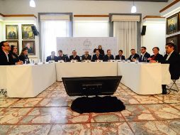 Autoridades políticas y empresariales presentaron el proyecto que fomentan la actividad empresarial e inhibe la corrupción. FACEBOOK/deltoroismael