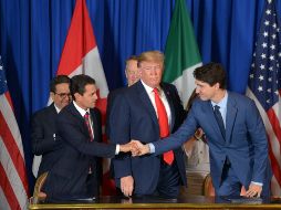 En su último día como Presidente, Peña Nieto dice sentirse 