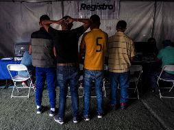 La Feria Nacional de Empleo para personas mexicanas y migrantes fue habilitada en las instalaciones del Proyecto Salesiano y se mantendrá en funcionamiento las siguientes semanas para atender la situación migrante de Tijuana. AFP / ARCHIVO