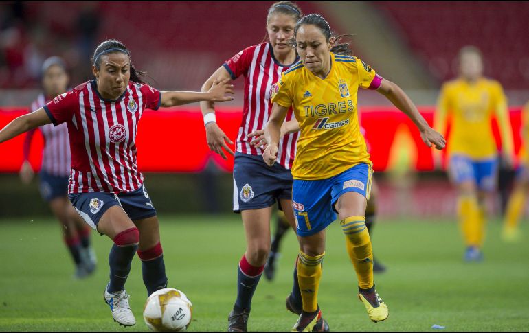 Hacia el final del partido, Tigres puso en serios aprietos a las rojiblancas. MEXSPORT/C. de Marchena