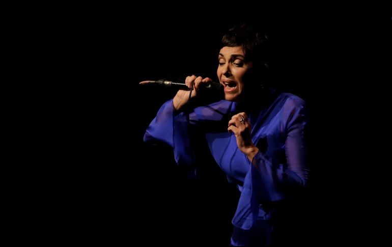 Teresa ante el público del Conjunto de Artes Escénicas en el marco de la FIL. EL INFORMADOR/F. Atilano