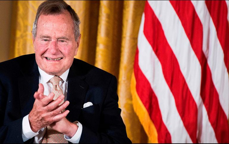 El ex presidente George Herbert Walker Bush murió la noche de este viernes a los 94 años de edad. AFP / ARCHIVO