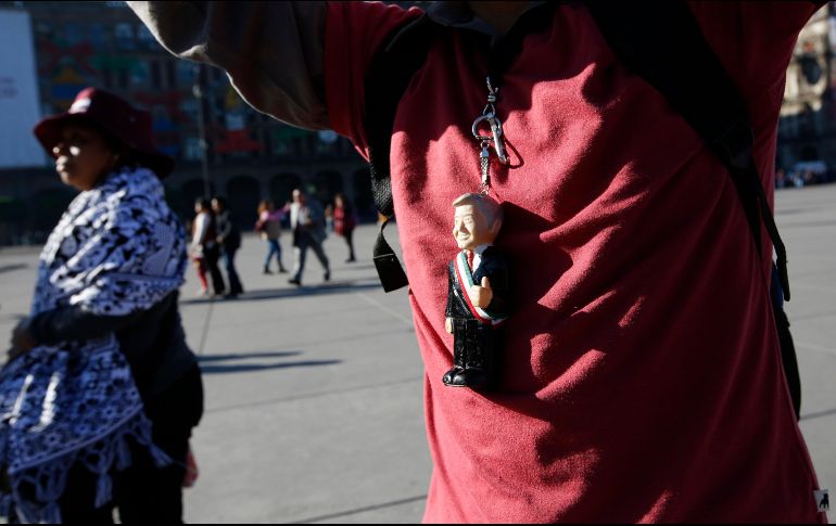 Miles de mexicanos acompañan a Andrés Manuel en el día de su toma de protesta como Presidente de México. AP / M. Castillo