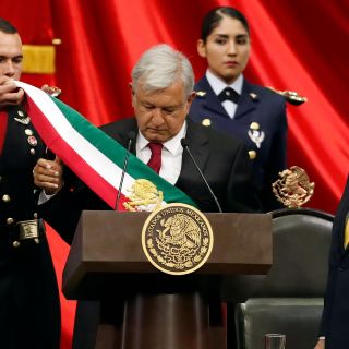 Fotogalería: 1 de diciembre, el cambio de gobierno en imágenes